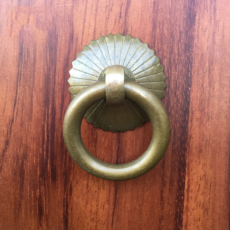 Латунная ручка-кольцо в антикв – обзор и цена Furniture Hardware Drop Pulls