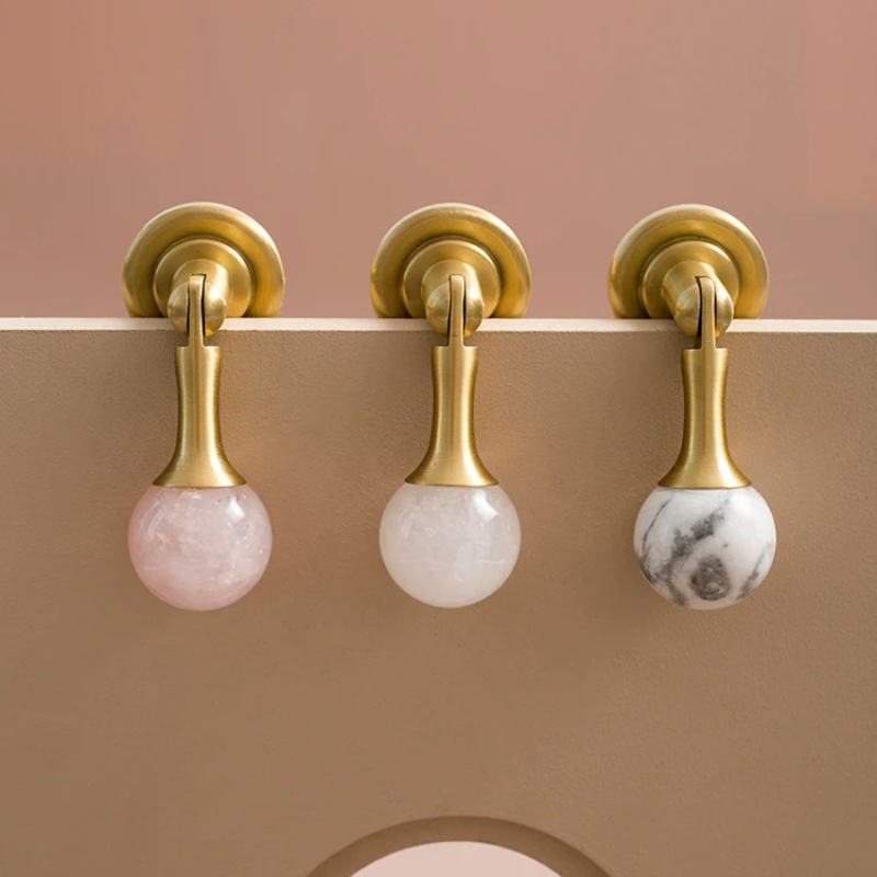 Белый хрустальный шар + латунн – обзор и цена Furniture Hardware Drop Pulls